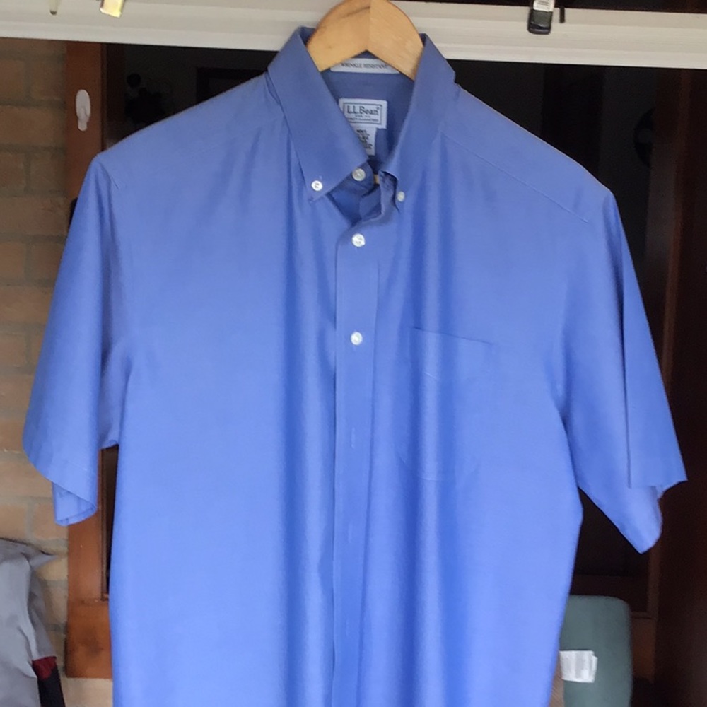 Excellent condition LL Beam wrinkle resistant 100% cotton 15 1/2 regular
